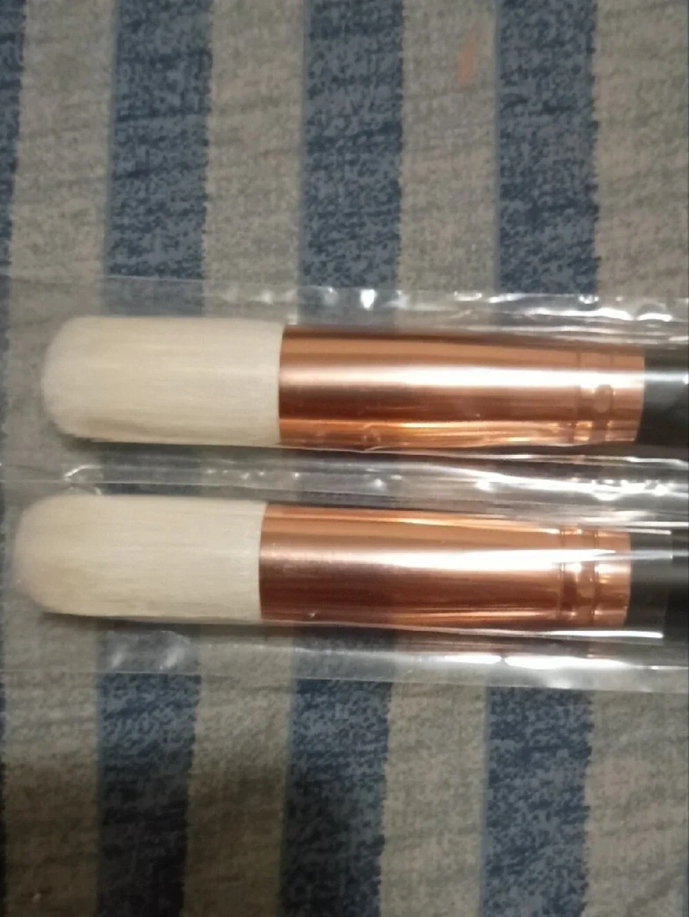 Morphe R14 Contour Brush in White, Rose Gold & Black NWT